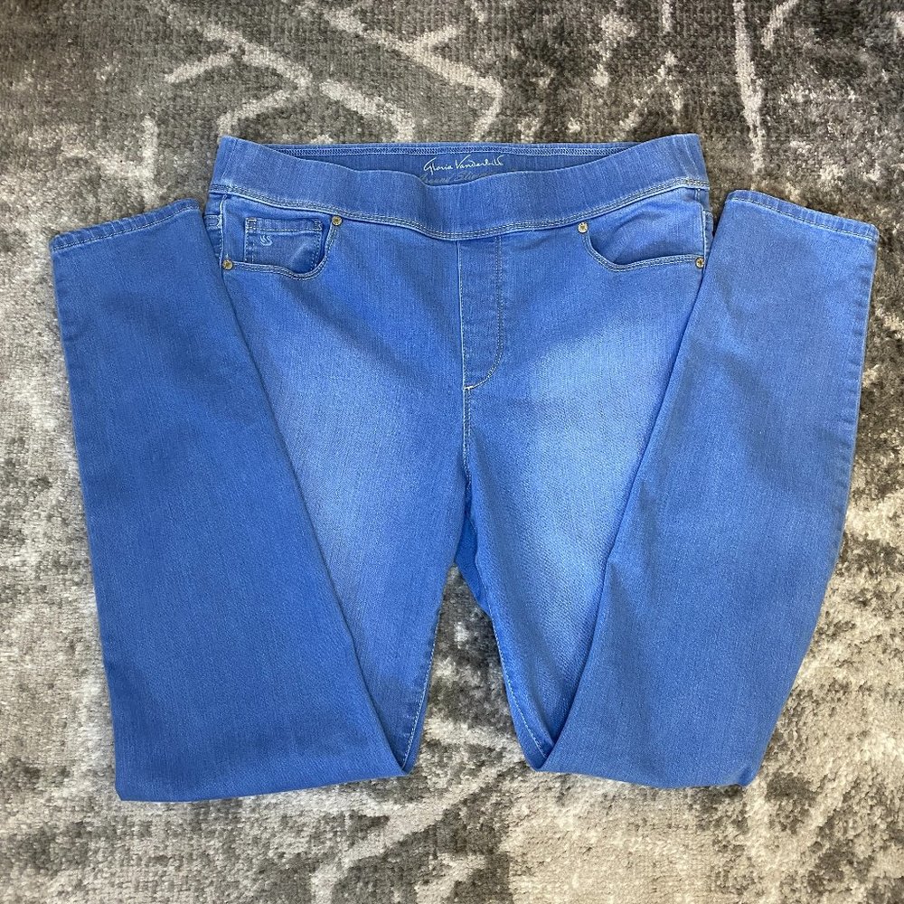 Women’s Gloria Vanderbilt Avery Pull-on Slimming Effect Jeans – Size 12